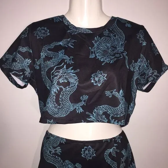 Dragon Print Tee & Side Split Skirt - Picture 3 of 5